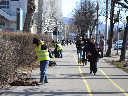 Foto: curatenie de primavara - Baia Mare